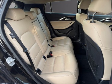 Infiniti q30 1.6t 122 premium - caméra recul - sièges chauffants - garantie 12 mois occasion simplicicar nimes - rb auto...