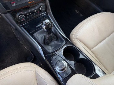 Infiniti q30 1.6t 122 premium - caméra recul - sièges chauffants - garantie 12 mois occasion simplicicar nimes - rb auto...