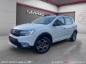 Dacia sandero tce 90 sl techroad  faible kilometrage caméra de recul, garantie 12 mois occasion simplicicar lyon nord...