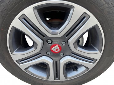 Dacia sandero tce 90 sl techroad  faible kilometrage caméra de recul, garantie 12 mois occasion simplicicar lyon nord...