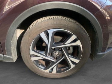 Toyota c-hr hybride my22 1.8l collection carplay camera cuir alcantara garantie 12 mois occasion montreuil (porte de...