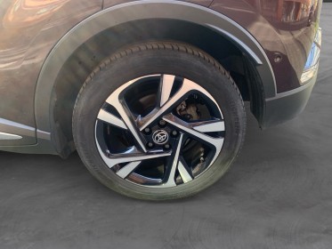 Toyota c-hr hybride my22 1.8l collection carplay camera cuir alcantara garantie 12 mois occasion montreuil (porte de...