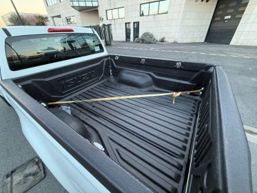 Isuzu d-max n60 single cab 1.9 164 ch 4x4 - 4 places - benne - 1 ere main - garantie 12 mois occasion champigny-sur-marne...