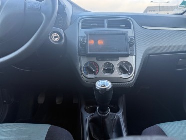 Fiat punto 1.3 multijet 16v cult ii - apple car play/garantie 12 mois occasion simplicicar vernon simplicicar simplicibike...