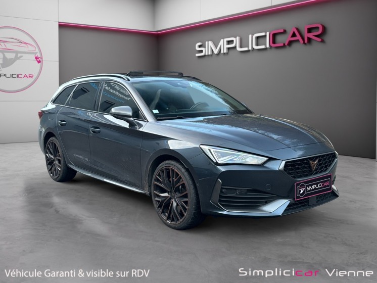 Cupra leon sportstourer 1.4 e-hybrid 245 ch dsg6 vz toit ouvrant garantie 12 mois occasion simplicicar vienne simplicicar...