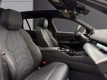 B.m.w. serie 5 touring g61 530e twinpower turbo xdrive 299 ch bva8 m sport pro attelage harman kardon roue hiver pack......