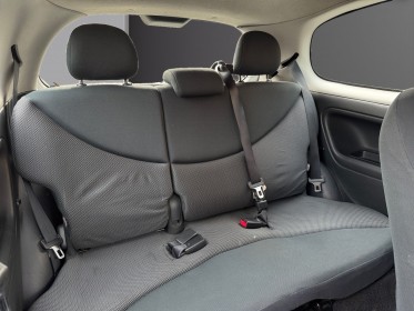 Toyota yaris 65 vvt-i linéa luna entretien complet garantie 12 mois occasion montreuil (porte de vincennes)(75) simplicicar...