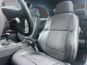 Bmw serie 3 compact e36 323i ti 170 ch bvm 5 rapports / pont court autobloquant / ct ok / garantie 12 mois occasion...