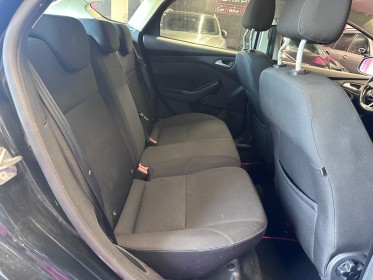 Ford focus 1.5 tdci 95 ss full entretien garantie 12 mois minimum occasion simplicicar villebon-sur-yvette simplicicar...