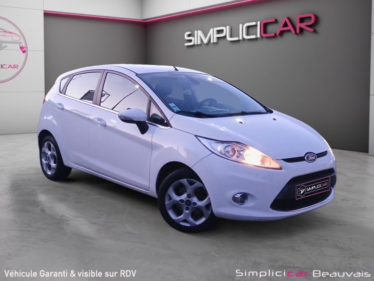 Ford fiesta 1.4 96 titanium garantie 12 mois occasion parc voitures beauvais simplicicar simplicibike france