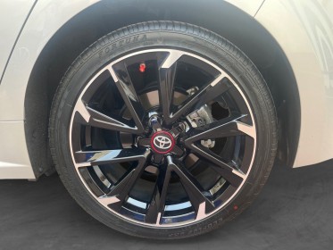 Toyota corolla touring sports hybride my21 122h gr sport garantie 12 mois occasion simplicicar le raincy simplicicar...