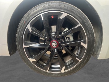 Toyota corolla touring sports hybride my21 122h gr sport garantie 12 mois occasion simplicicar le raincy simplicicar...