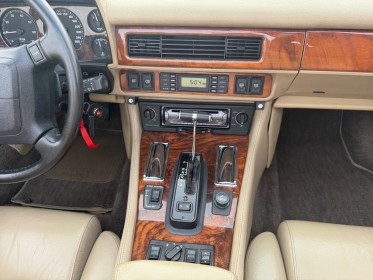 Jaguar xjs cabriolet c v12 a interieur cuir occasion simplicicar labarthe simplicicar simplicibike france