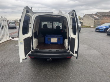 Volkswagen caddy van 1.6 cr tdi 102 fap business line dsg7 attelage gps radars de recul occasion simplicicar labarthe...