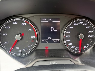 Seat arona 1.0 ecotsi 115 ch start/stop bvm6 xcellence 2eme main radar de recul carplay barre de toit suivi limpide...