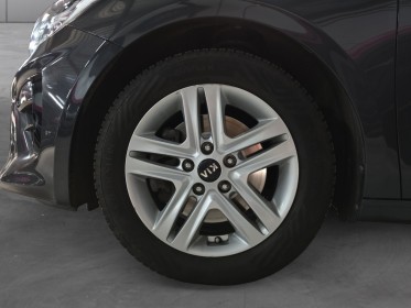 Kia ceed 1.4 t-gdi 140 ch isg dct7 active garantie 12 mois occasion simplicicar meximieux simplicicar simplicibike france