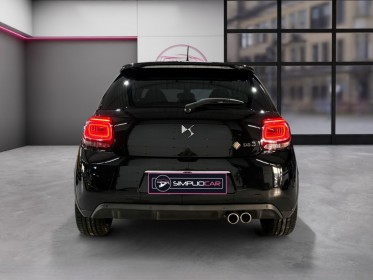 Ds ds 3 thp 208 ss bvm6 performance carplay pack carbone caméra de recul  gps occasion simplicicar magny-en-vexin...