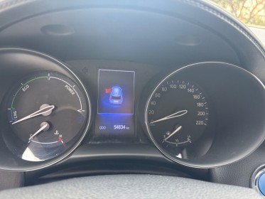 Toyota c-hr hybride rc18 122h dynamic /camera/radar av-arr/tres bon etat/garantie 12 mois occasion  simplicicar nice -...