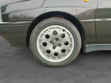 Lancia delta 2.0 hf tbo 16v intégrale véhicule collection faible kilométrage occasion champigny-sur-marne (94) simplicicar...