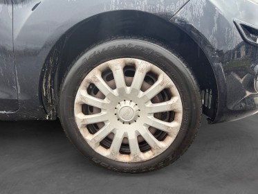 Ford fiesta 1.25 60 trend pack entretien complet garantie 12 mois occasion simplicicar vernon simplicicar simplicibike france