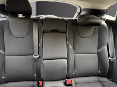 Volvo v40 t3 152 geartronic 6 itek edition / camera de recul / regulateur de vitesse / garantie 12 mois occasion paris 17ème...