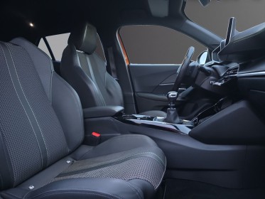 Peugeot 2008 130 ch ss bvm6 gt line caméra de recul courroie changée garantie 12 mois virtual cockpit apple carplay...