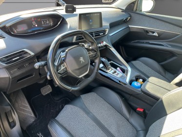 Peugeot 3008 bluehdi 130ch eat8 allure caméra 360 carplay sièges chauffants keyless garantie 12 mois occasion simplicicar...