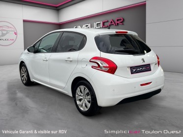 Peugeot 208 1.4 hdi 68ch bvm5 style garantie 12 mois entretien complet vidange faite pour la vente occasion simplicicar...