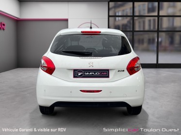 Peugeot 208 1.4 hdi 68ch bvm5 style garantie 12 mois entretien complet vidange faite pour la vente occasion simplicicar...