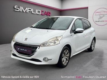 Peugeot 208 1.4 hdi 68ch bvm5 style garantie 12 mois entretien complet vidange faite pour la vente occasion simplicicar...