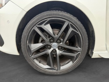 Peugeot 308 bluehdi 130ch ss eat8 gt line - carplay - toit pano - caméra 360 occasion simplicicar compiegne simplicicar...