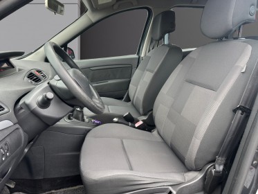 Renault grand scenic iii dci 110 fap eco2 authentique 7 pl occasion simplicicar velay simplicicar simplicibike france