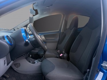 Toyota aygo 1.0 vvt-i limited edition garantie 12 mois historique complet occasion montreuil (porte de vincennes)(75)...