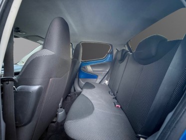 Toyota aygo 1.0 vvt-i limited edition garantie 12 mois historique complet occasion montreuil (porte de vincennes)(75)...