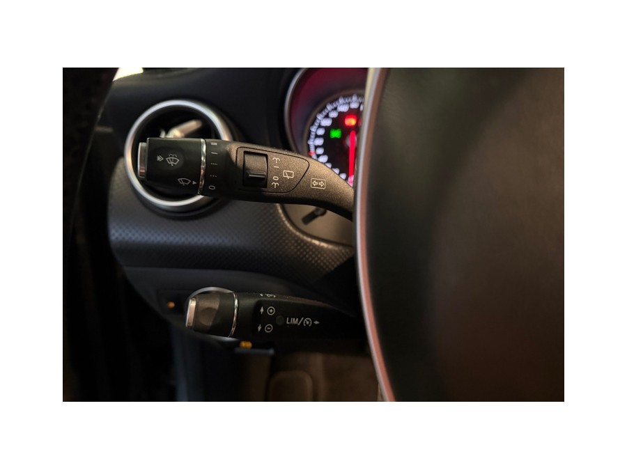 MERCEDES d'occasion CLASSE A A250 WHITE ART EDITION BA de 2015