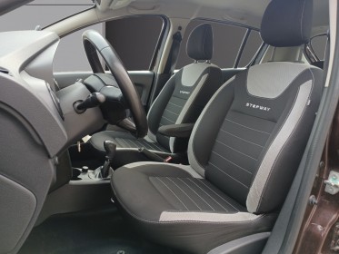 Dacia sandero dci 90 easy-r stepway boite automatque garntie 12 mois minimum occasion simplicicar la ciotat simplicicar...