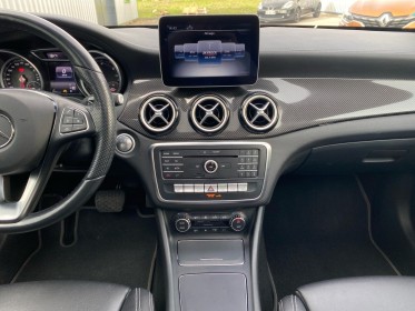 Mercedes classe cla shooting brake 220 d 7g-dct starlight edition toit ouvrant sièges chauffants garantie 12 mois occasion...