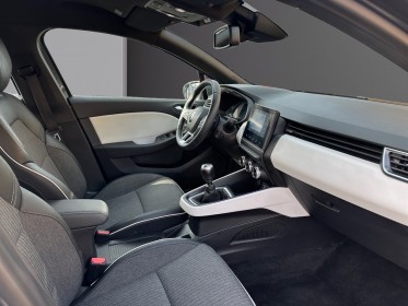 Renault clio v intens tce 100ch - faible km - moteur a chaine - occasion simplicicar compiegne simplicicar simplicibike france