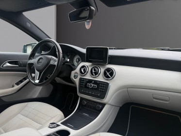 Mercedes classe a 200 blueefficiency sensation bva toit ouvrant garantie 12 mois occasion simplicicar saint-omer simplicicar...