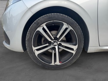 Peugeot 208 gt line  110ch ss eat6 carplay / camÉra de recul/  distribution faite / jeunes permis occasion simplicicar...