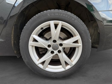 Audi a4 avant 2.0 tdi ultra 190 s tronic 7 sport/distribution ok/carnet d'entretiens à jour/garantie 12 mois occasion...