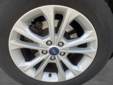 Ford kuga 1.5 ecoboost 120 ss 4x2 bvm6 titanium  distribution faite , garantie 12 mois occasion simplicicar lyon nord...