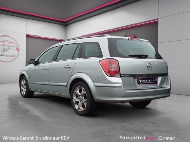 Opel astra break 1.8 l35 140ch cosmo - garantie 12 mois occasion simplicicar brest simplicicar simplicibike france