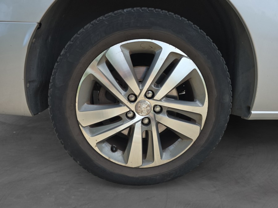 PEUGEOT d'occasion EXPERT TRAVELLER TRAVELLER 2.0 BLUE HDI 150 de