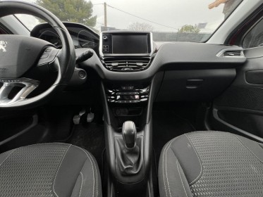 Peugeot 208 1.2 puretech 110ch ss bvm5 féline distribution neuve garantie 12 mois occasion simplicicar toulon ouest...