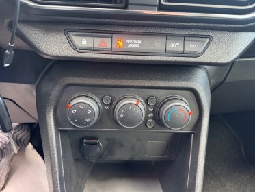 Dacia sandero tce 90 confort radars de recul carplay garantie 12 mois occasion simplicicar labarthe simplicicar simplicibike...