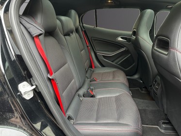 Mercedes classe gla 45 4-matic mercedes-amg carplay toit ouvrant suivi complet garantie 12 mois occasion simplicicar le...