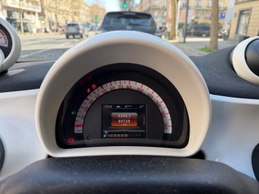 Smart forfour 1.0 71 ch ss prime/ camera de recul / toit panoramique / suivi complet occasion paris 17ème (75)(porte...