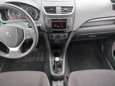 Suzuki swift 1.2 vvt 94 cv garantie 12 mois occasion simplicicar tours  simplicicar simplicibike france