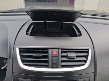 Suzuki swift 1.2 vvt 94 cv garantie 12 mois occasion simplicicar tours  simplicicar simplicibike france